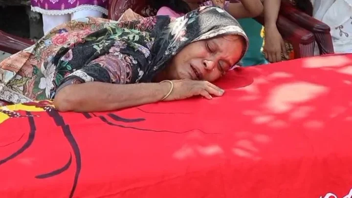 আড়াই মাস পর দেশে দাফন হলো ইরাকে নিহত শ্রাবণের মরদেহ