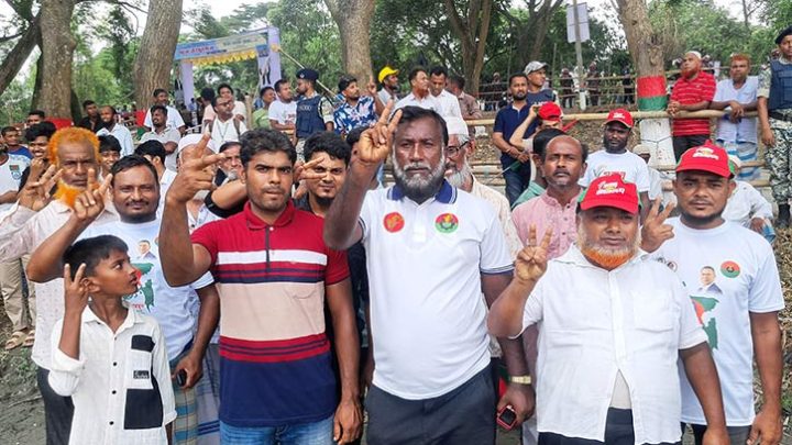 ২২ বছর পর চাঁদপুরে তারেক রহমান, জনতার ঢল