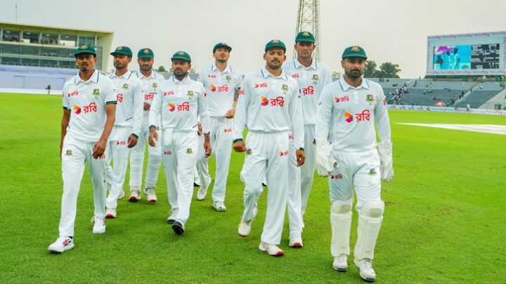 চিন্তার প্রহর পেরিয়ে আনন্দযজ্ঞ