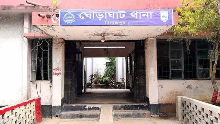দিনাজপুরের সড়কে ঝরল ৩ প্রাণ