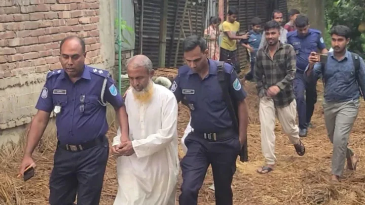 গাজীপুরে শিশুর সঙ্গে অনৈতিক আচরণের অভিযোগে ইমাম আটক