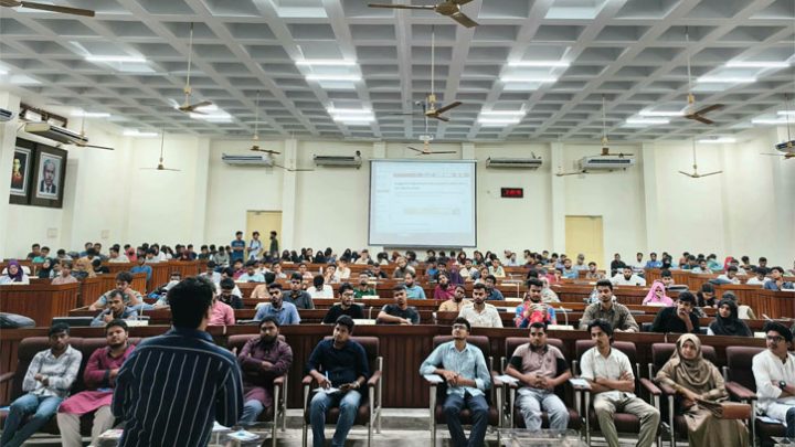 রাকসুর উদ্যোগে রাবিতে ফ্যাক্ট-চেকিং কর্মশালা
