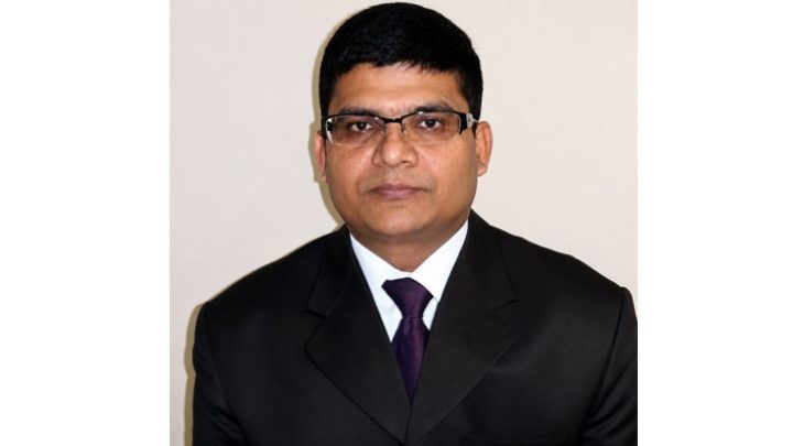 খাদ্য নিরাপত্তায় মৌমাছির গুরুত্ব, মৌচাষে সম্ভাবনা ও সংকট