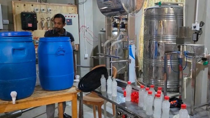 বিএসটিআইর অনুমোদন ছাড়া জুস উৎপাদন: মালিকের জেল-জরিমানা