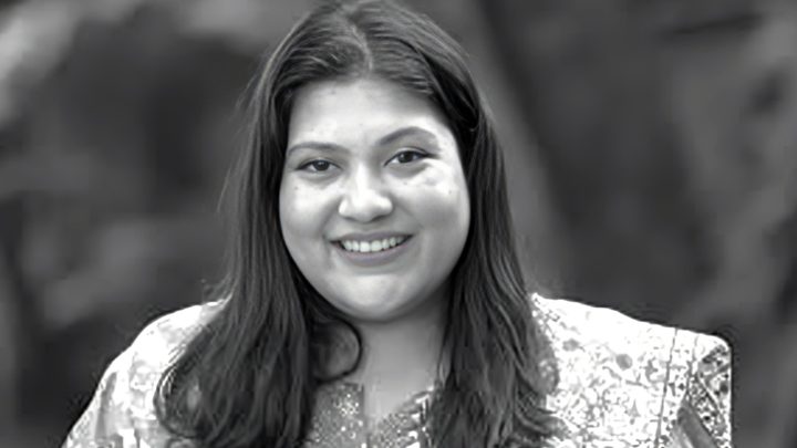 না ফেরার দেশে কারিনা কায়সার