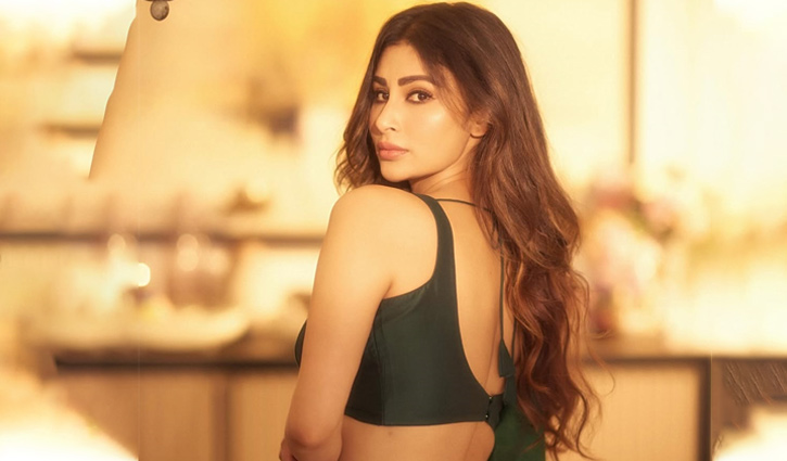 mouni-roy-2605151110