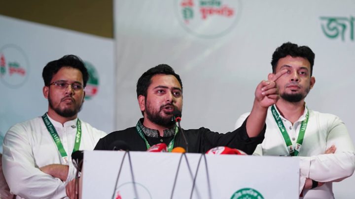 জিয়াউর রহমান যতটা সফল ছিলেন, তারেক রহমান ততটা ব্যর্থ হবার পথে: নাহিদ