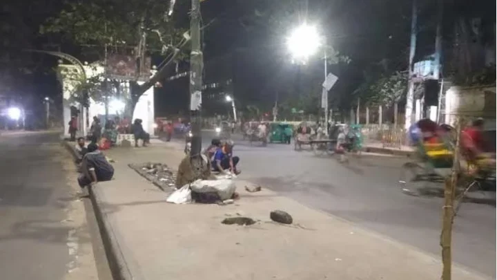 ‘আমাগো কপালে ঈদ নাই’