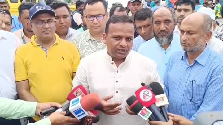 অভিযোগ পাওয়ার সঙ্গে সঙ্গে ব্যবস্থা নেওয়া হচ্ছে