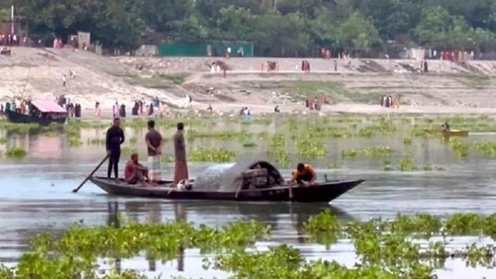 সন্তানকে নদীতে ফেলে মায়ের আত্মহত্যার চেষ্টা