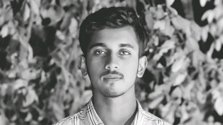 সিংড়ায় বিদ্যুৎস্পৃষ্ট হয়ে তরুণের মৃত্যু