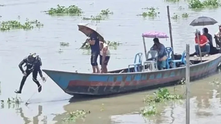 নৌভ্রমণে গিয়ে নিখোঁজ, ২৪ ঘণ্টায়ও মেলেনি সন্ধান