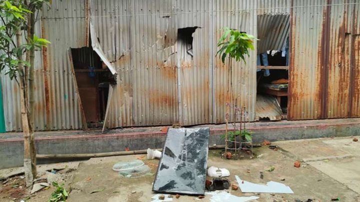 সোনারগাঁয়ে দুপক্ষের সংঘর্ষ, বাড়িঘর ভাঙচুর ও লুটপাট