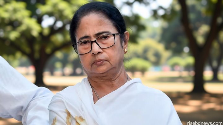 ভেঙে চুরমার মমতার দল