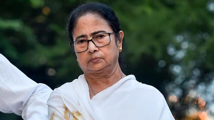 এবার লোকসভাতেও ভাঙতে চলেছে মমতার দল