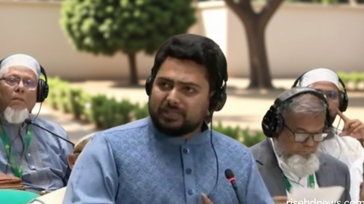 নারী এমপিদের পোশাক নিয়ে কটাক্ষের প্রতিবাদ করলেন নাহিদ
