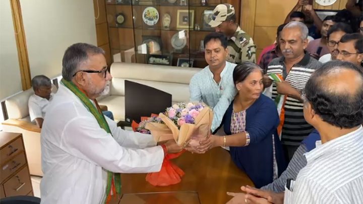 পশ্চিমবঙ্গের মন্ত্রীদের দপ্তর বন্টন