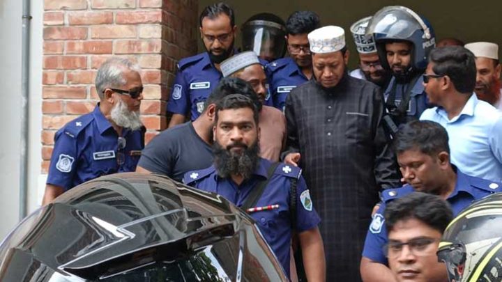 আদালতে আত্মসমর্পণ করে জামিন পেলেন এমপি আমির হামজা