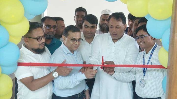 গোপালগঞ্জে ১০ শয্যার আইসিইউ উদ্বোধন, ৯টি ভেন্টিলেটর নষ্ট