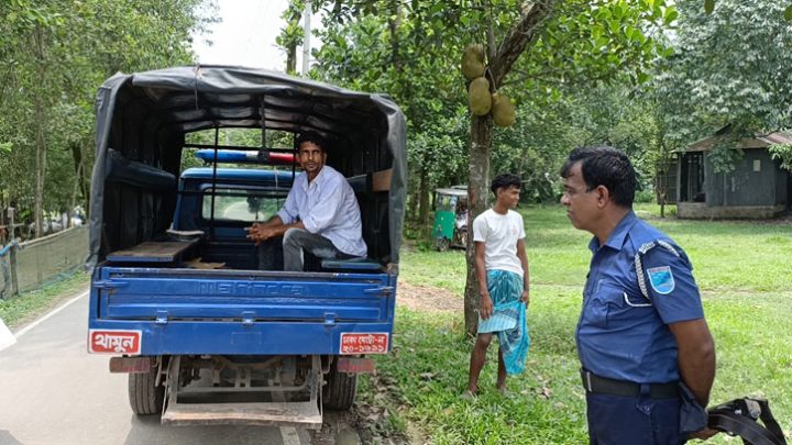 ১০ লাখ টাকা চাঁদা দাবির অভিযোগে যুবদল নেতা আটক