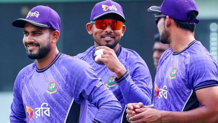 মোসাদ্দেককে নিয়ে মিরাজের উচ্ছ্বাস