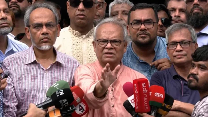 নিষিদ্ধ আ.লীগের বিরুদ্ধে প্রতিদিন সজাগ থাকতে হবে: রিজভী