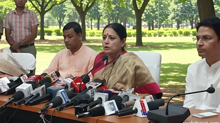 রাস্তায় যত্রতত্র থুতু বা ময়লা ফেললেই হবে জরিমানা