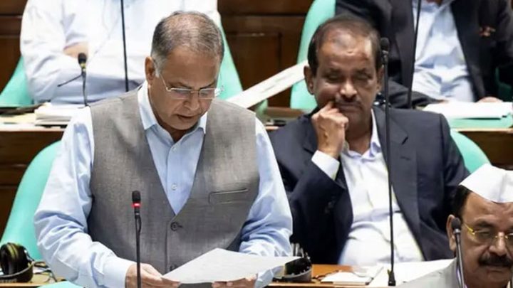 গ্রীষ্মে বিদ্যুতের চাহিদা ১৮ হাজার মেগাওয়াট, ঘাটতি নেই