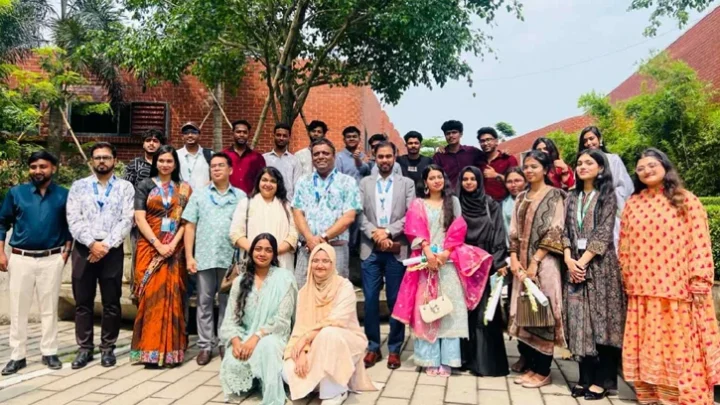 গ্রিন ইউনিভার্সিটির সাংবাদিকতা বিভাগে নবীনবরণ অনুষ্ঠিত