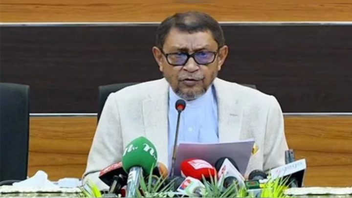জলাতঙ্কের ভ্যাকসিনের সংকট হবে না: স্বাস্থ্যমন্ত্রী