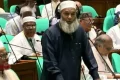 সংসদ কক্ষে ঢোকার সময় মাথা ঝুঁকিয়ে সম্মান প্রদর্শন শিরকের কাছাকাছি: মুজিবুর