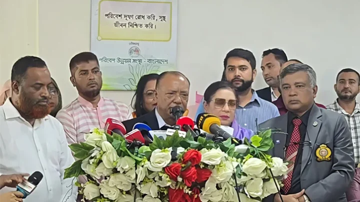 পরিবেশ দূষণ রোধে সবাইকে অংশগ্রহণ করতে হবে: মিন্টু