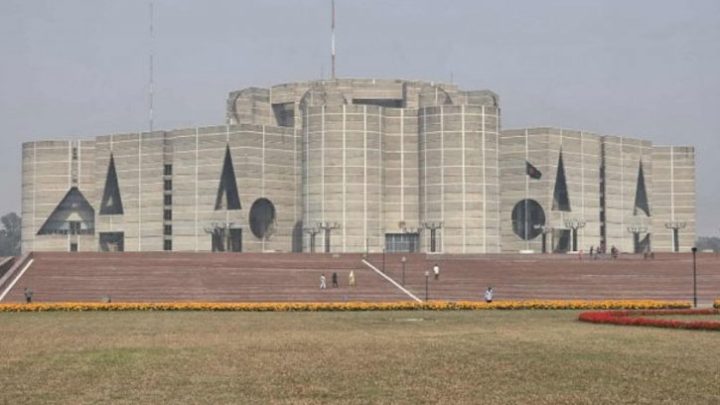 ৯.৩৮ লাখ কোটি টাকার রেকর্ড বাজেট পেশ আজ