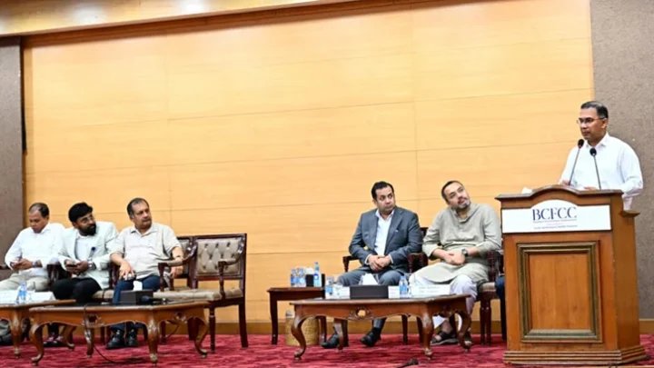প্রতিহিংসার মানসিকতা বদলাতে হবে: প্রধানমন্ত্রী