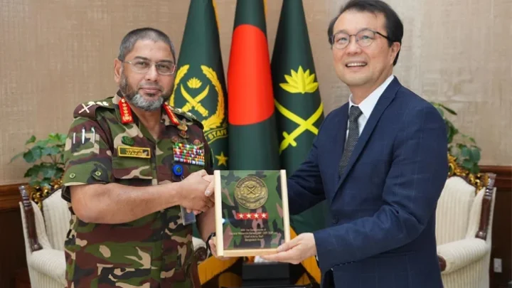 সেনাপ্রধানের সঙ্গে দক্ষিণ কোরিয়ার রাষ্ট্রদূতের সাক্ষাৎ
