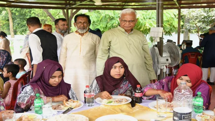 শিশুদের মুখে হাসি ফোটানো নৈতিক দায়িত্ব: সমাজকল্যাণমন্ত্রী