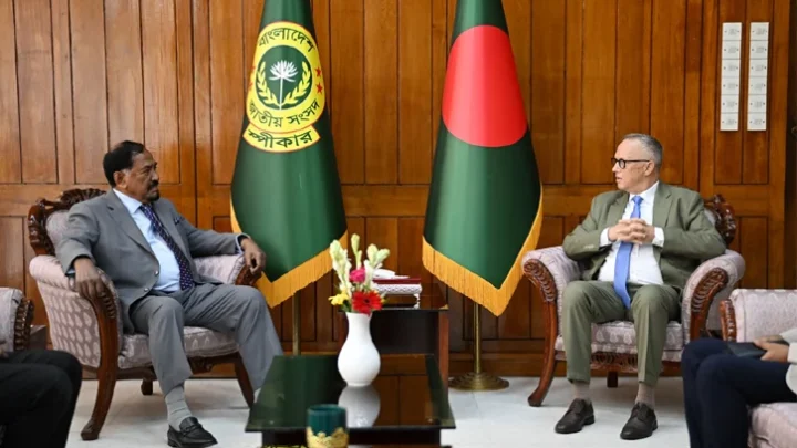 স্পিকারের সঙ্গে আইআরআই বাংলাদেশের আবাসিক প্রোগ্রাম ডিরেক্টরের সাক্ষাৎ