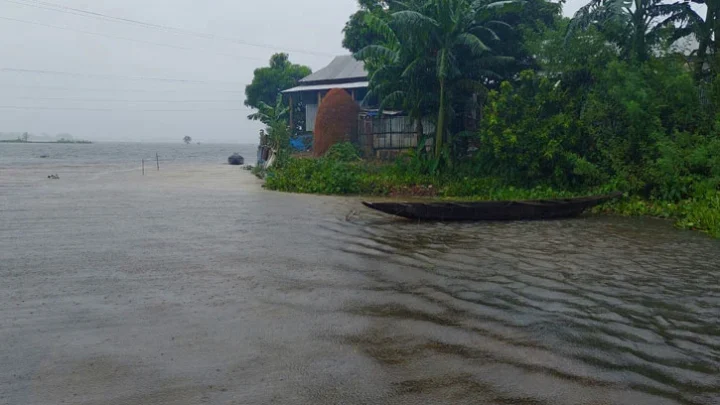 সুনামগঞ্জে হু হু করে বাড়ছে নদীর পানি, প্রস্তুত ১৩১১ আশ্রয়কেন্দ্র