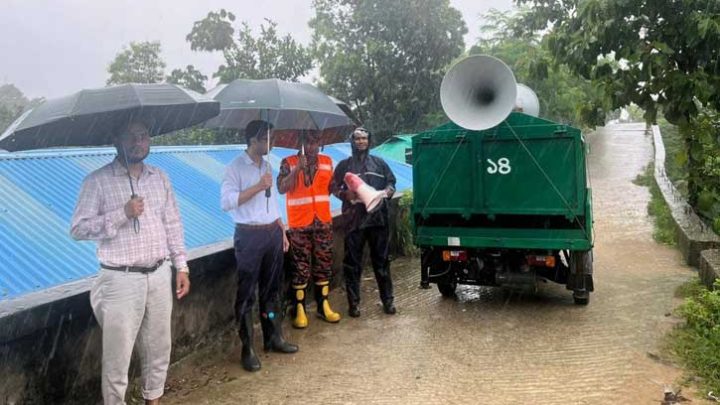 রাঙামাটিতে টানা বৃষ্টিতে নিম্নাঞ্চল প্লাবিত, ৫০০ পর্যটক আটকা
