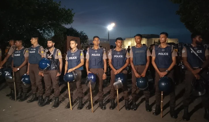 police-dhaka-risingbd-14720-2607141456