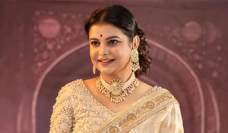 sabnam_faria-2607141415
