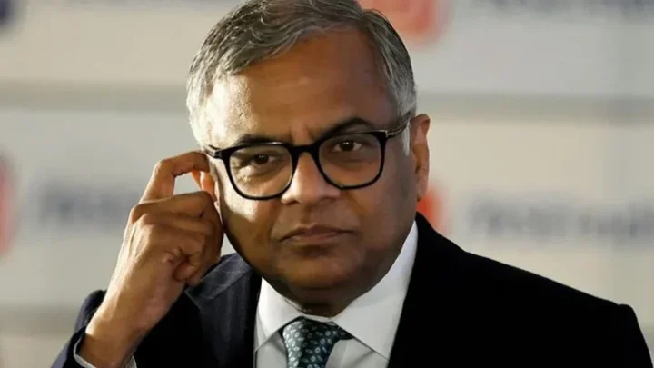 টাটা গ্রুপ ছাড়ার ঘোষণা চন্দ্রশেখরনের, শেয়ারবাজারে বড় ধস
