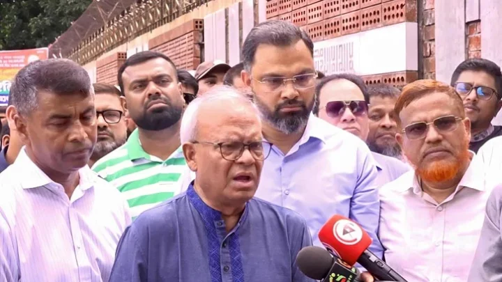 ইতিহাস থেকে মুক্তিযুদ্ধকে মুছে দেওয়ার চেষ্টা চলছে: রিজভী