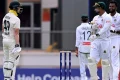 বিতর্কিত সিদ্ধান্ত নিয়ে স্মিথ বলেন, প্রযুক্তির জন্য বেঁচে গেছি