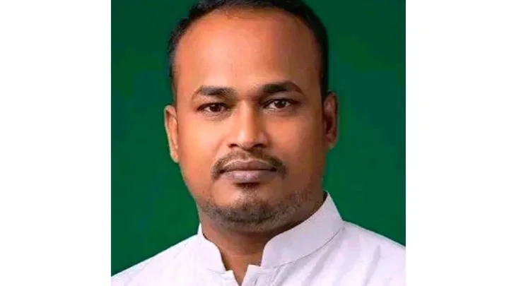 ঈশ্বরদীতে স্বেচ্ছাসেবক দলের নেতাকে কুপিয়ে জখম