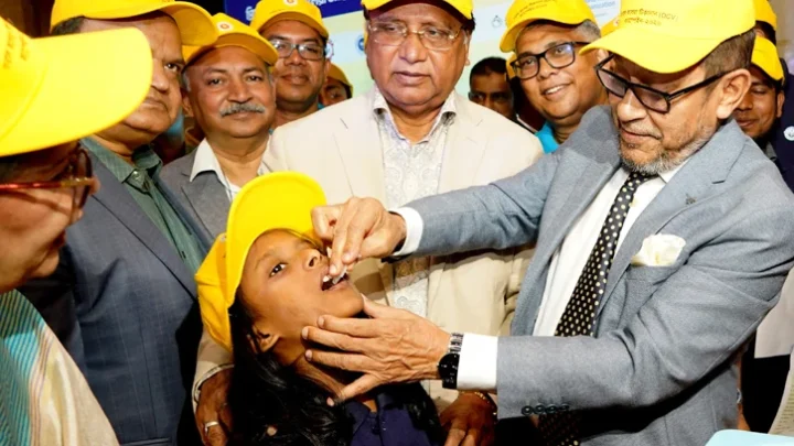 ৫১ লাখ মানুষকে কলেরার টিকা দেবে সরকার: স্বাস্থ্যমন্ত্রী