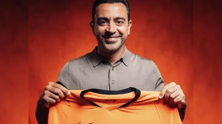 ডাচ ফুটবলের দায়িত্ব ‘ক্রুইফের সন্তান’ জাভির কাঁধে