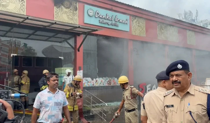 kolkata-food-court-2608310722