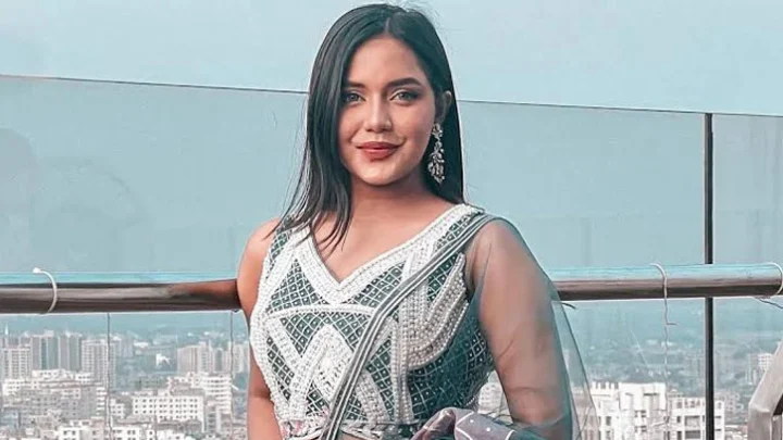 সামিরা খান মাহির দুই সিরিজ