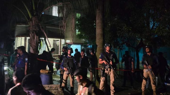 সাভারে জেএমবি সদস্য আরিফ ধরা পড়লেও পলাতক আরো পাঁচ, মামলা